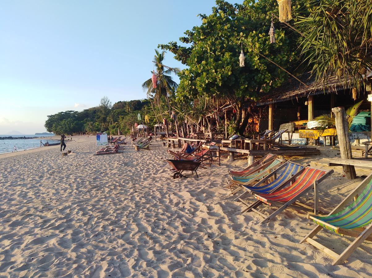 Отель Relax Beach House Ко-Ланта Экстерьер фото